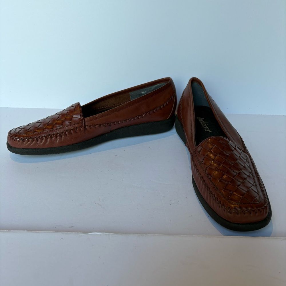 Auditions Women's Woven Brown Leather Loafers Look New Size 8AA